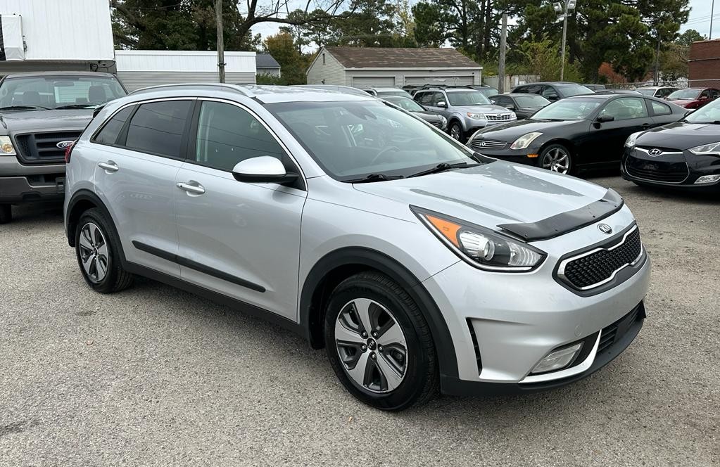 2017 KIA Niro