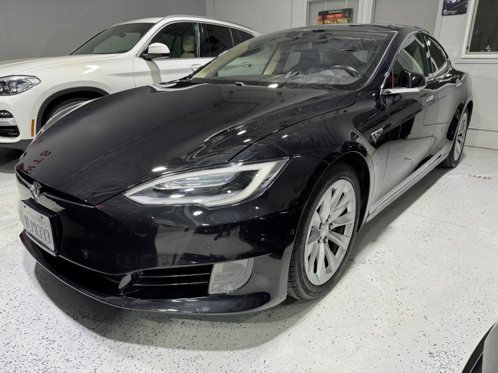 2016 Tesla Model S