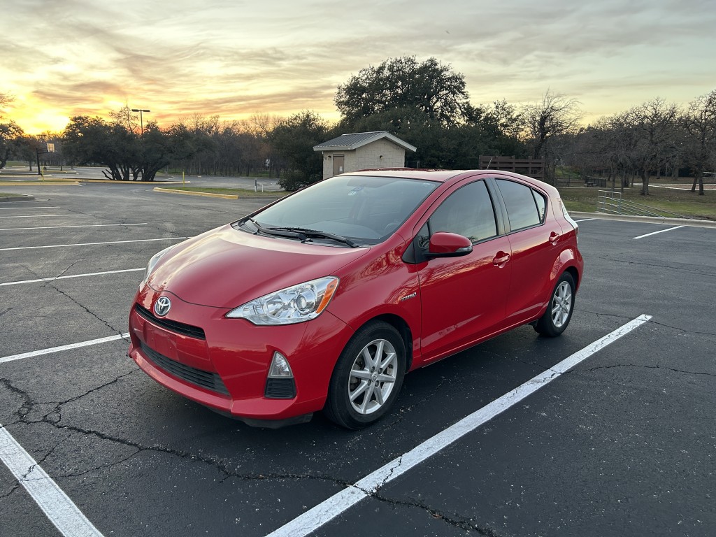 2014 Toyota Prius c