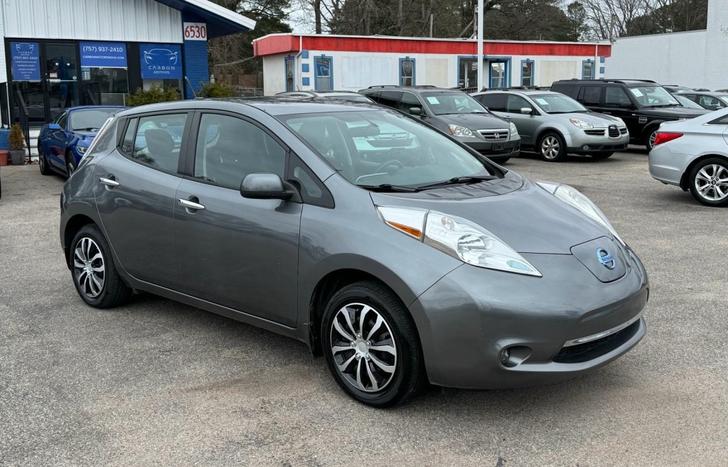 2015 Nissan LEAF