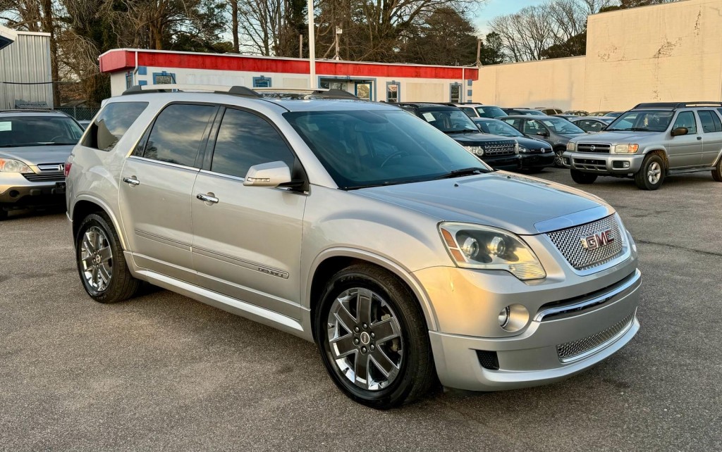 2011 GMC Acadia