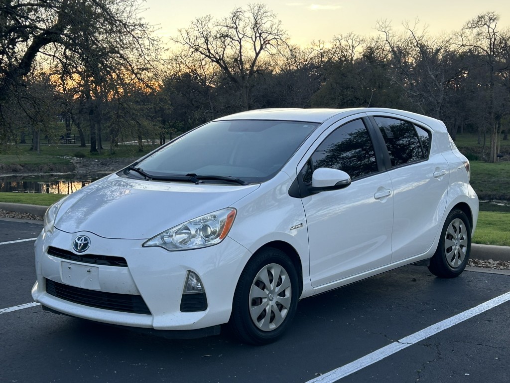 2012 Toyota Prius c