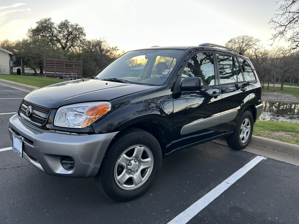 2004 Toyota RAV4