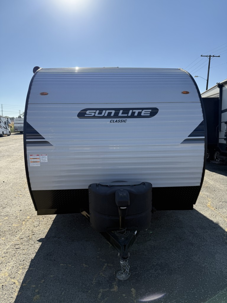 2023 SUNSET PARK RV SUNLITE 18RD