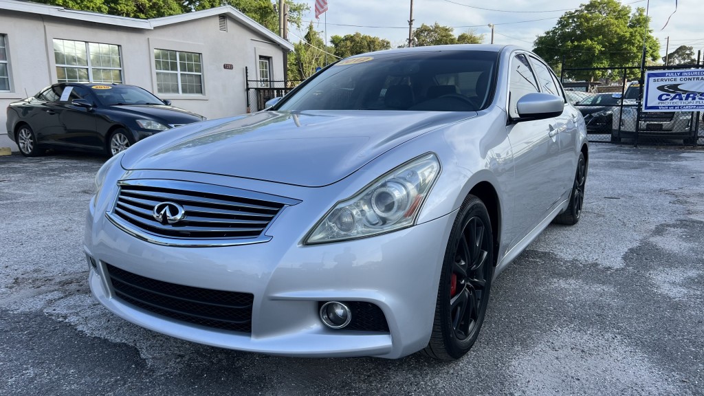 2012 Infiniti G37