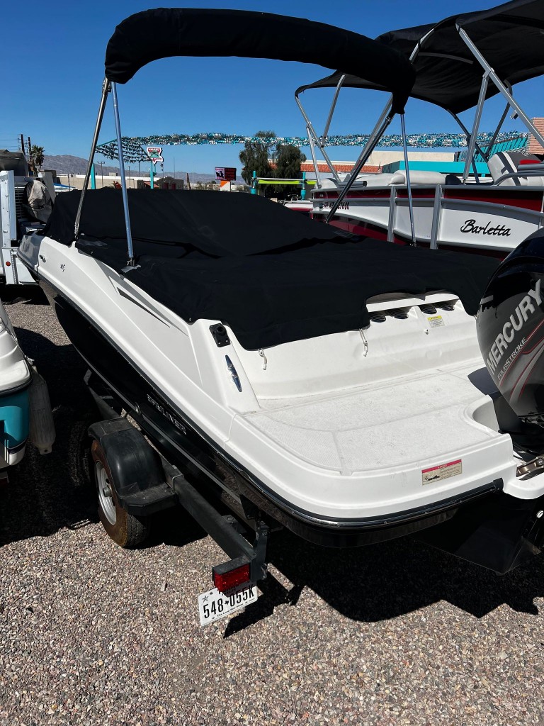 2017 BAYLINER VR5