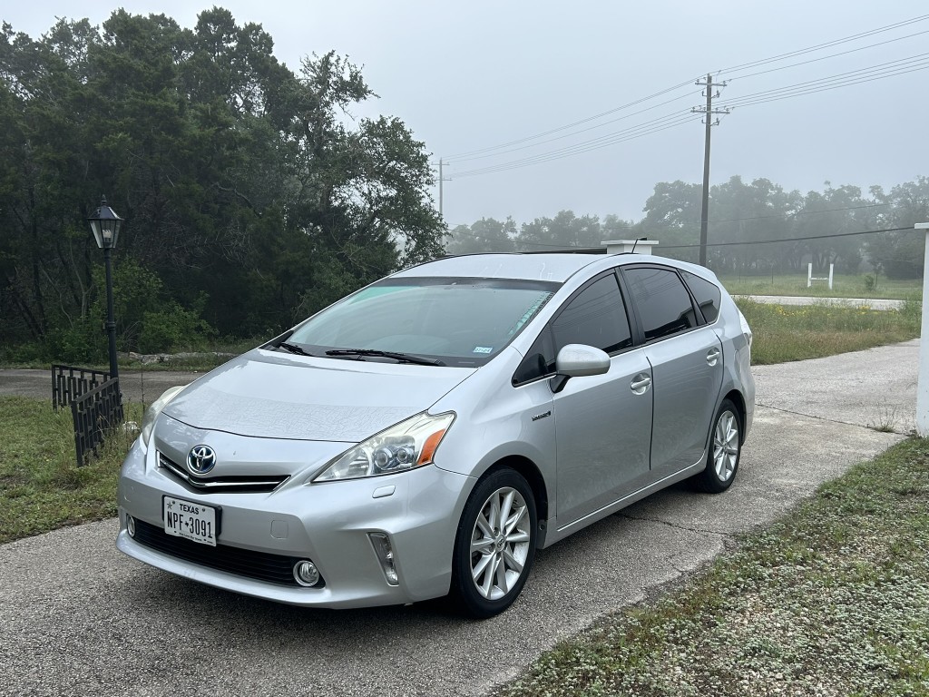 2012 Toyota Prius v