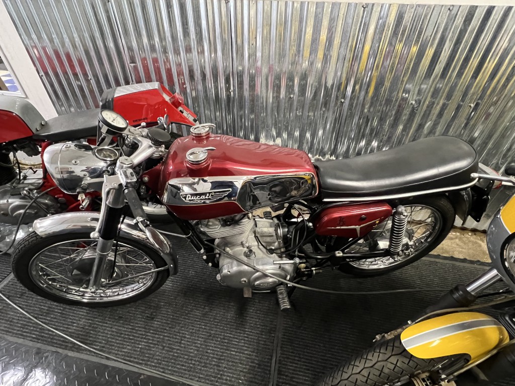 1970 DUCATI 350 DESMO