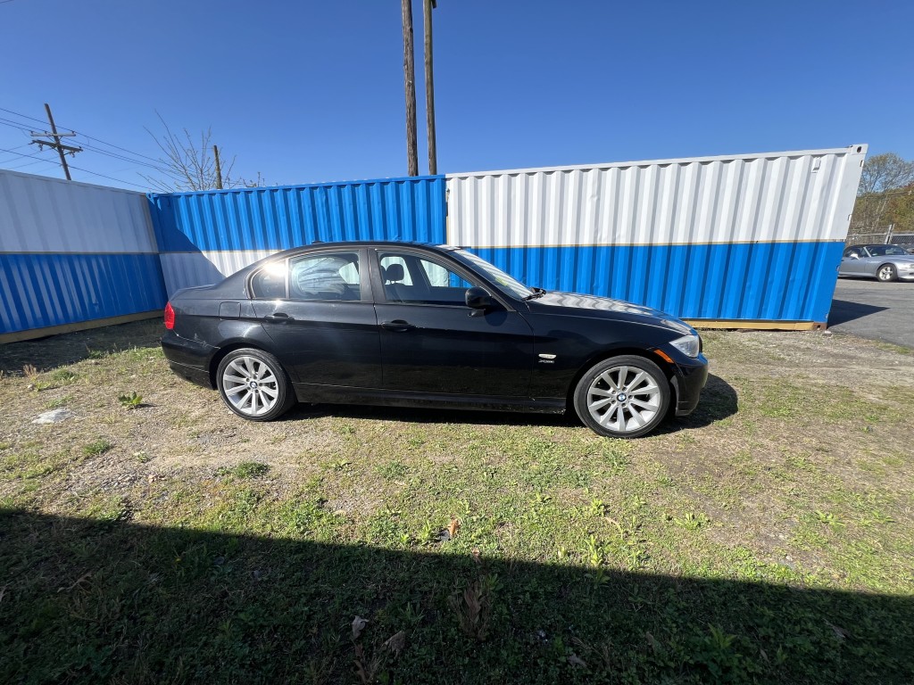 2011 BMW 3-Series