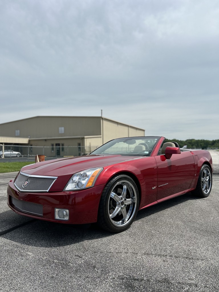 2008 Cadillac XLR-V