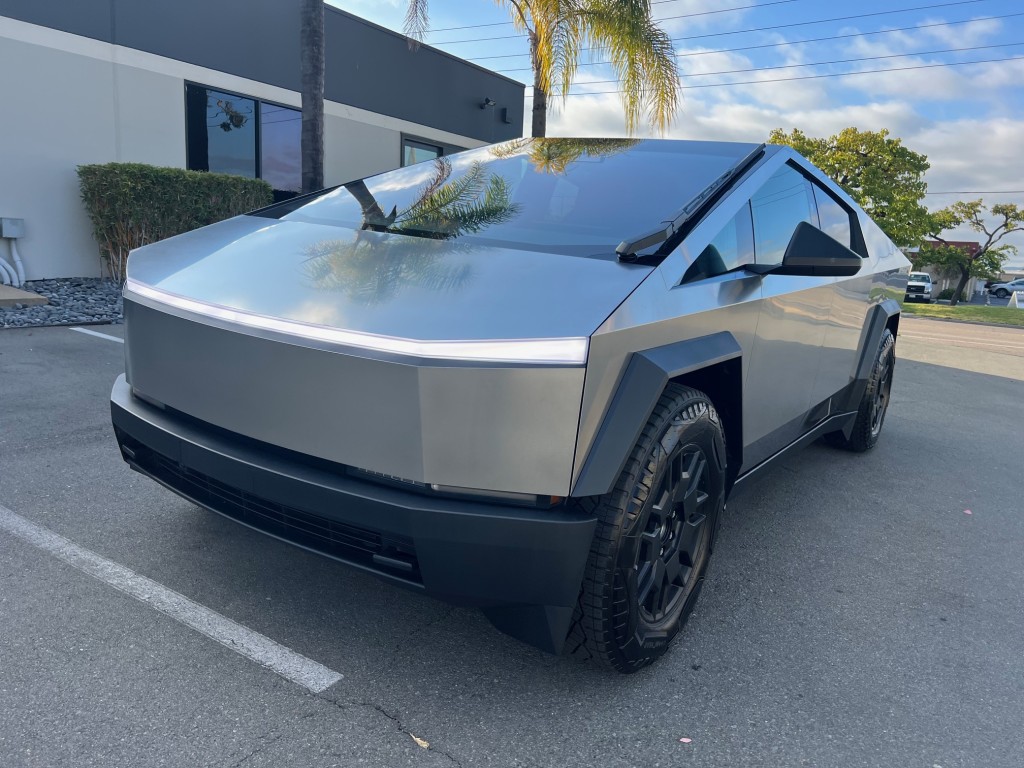 2024 Tesla Cybertruck