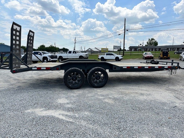 2021 PJ Drive Over Fender 22ft
