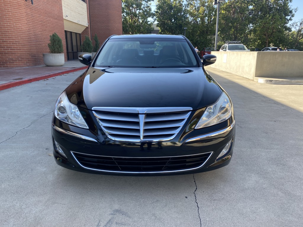 2012 Hyundai Genesis