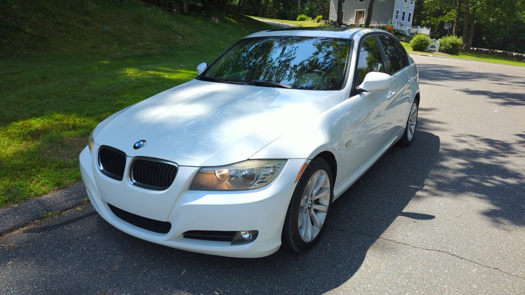 2011 BMW 3-Series