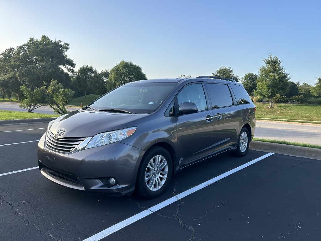 2016 Toyota Sienna