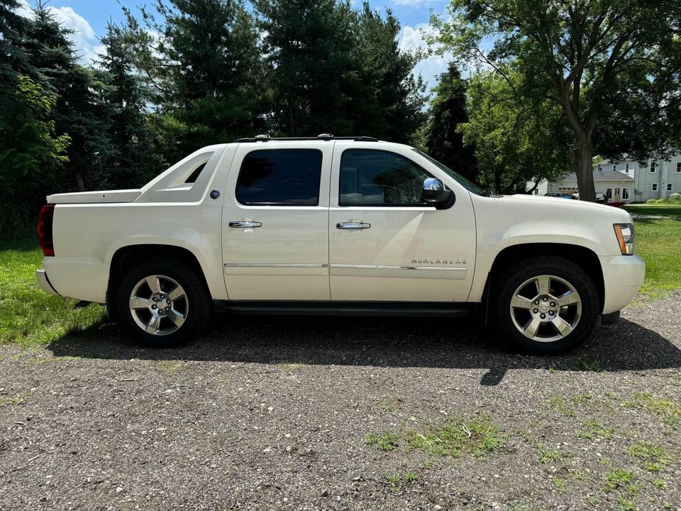 2013 Chevrolet Avalanche