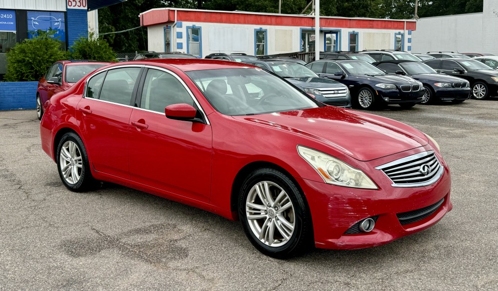 2011 Infiniti G37