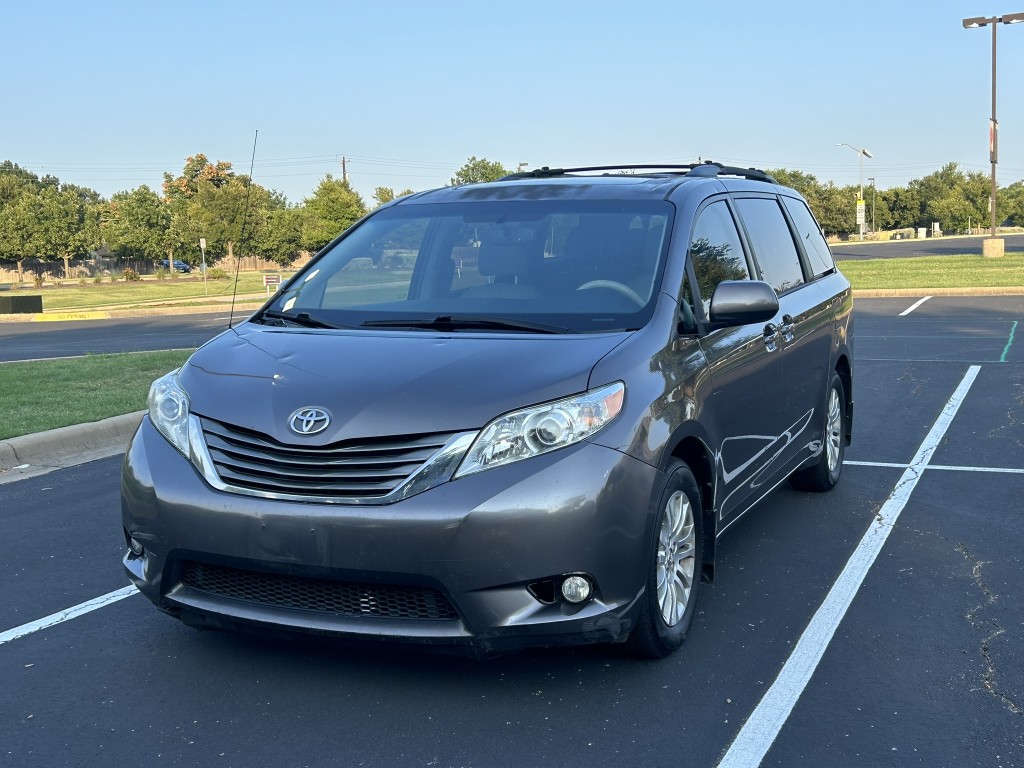 2014 Toyota Sienna