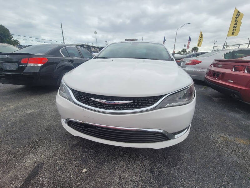 2015 Chrysler 200