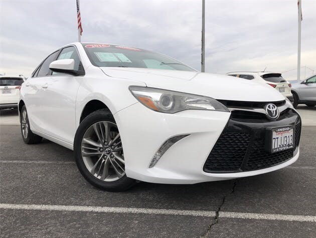 2016 TOYOTA CAMRY SE