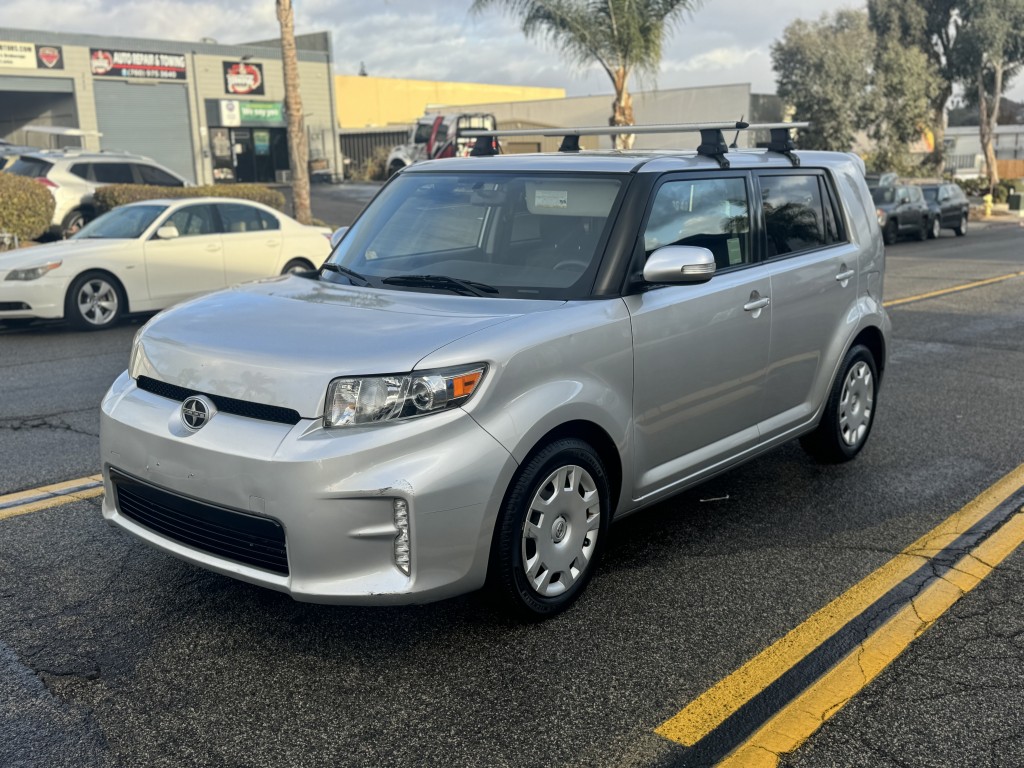 2015 SCION xB
