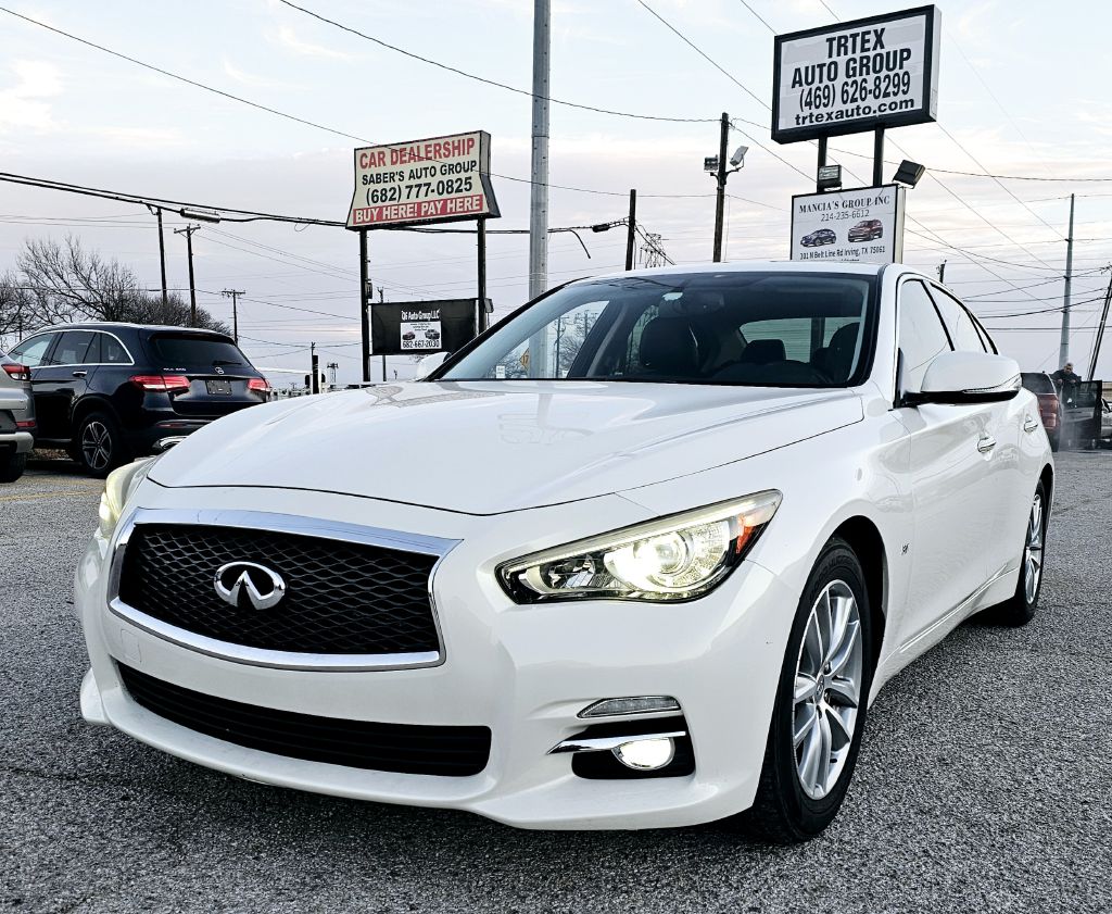 2015 INFINITI Q50