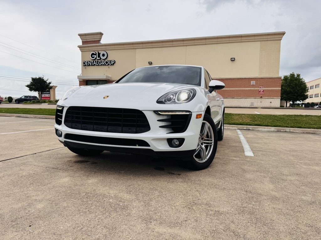 2017 Porsche Macan