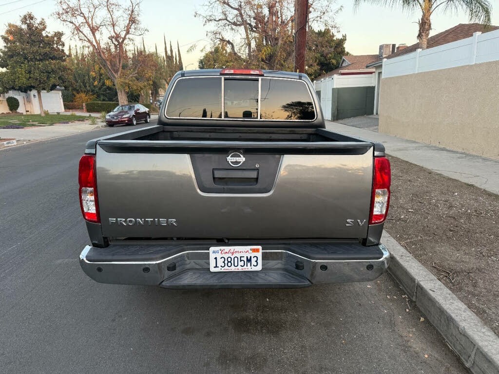 2016 NISSAN FRONTIER SV