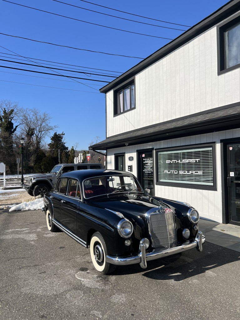 1958 Mercedes-Benz 220S