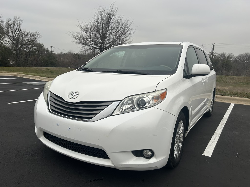 2011 Toyota Sienna