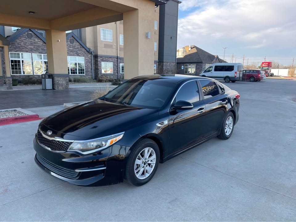 2018 KIA Optima