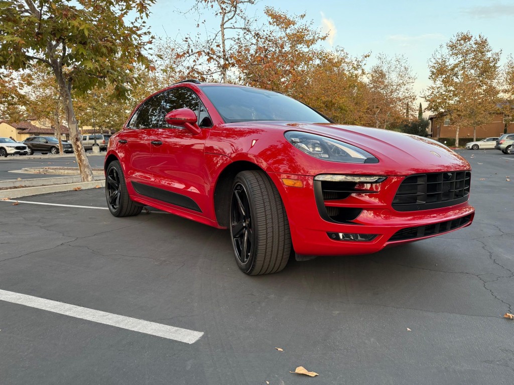 2017 Porsche Macan