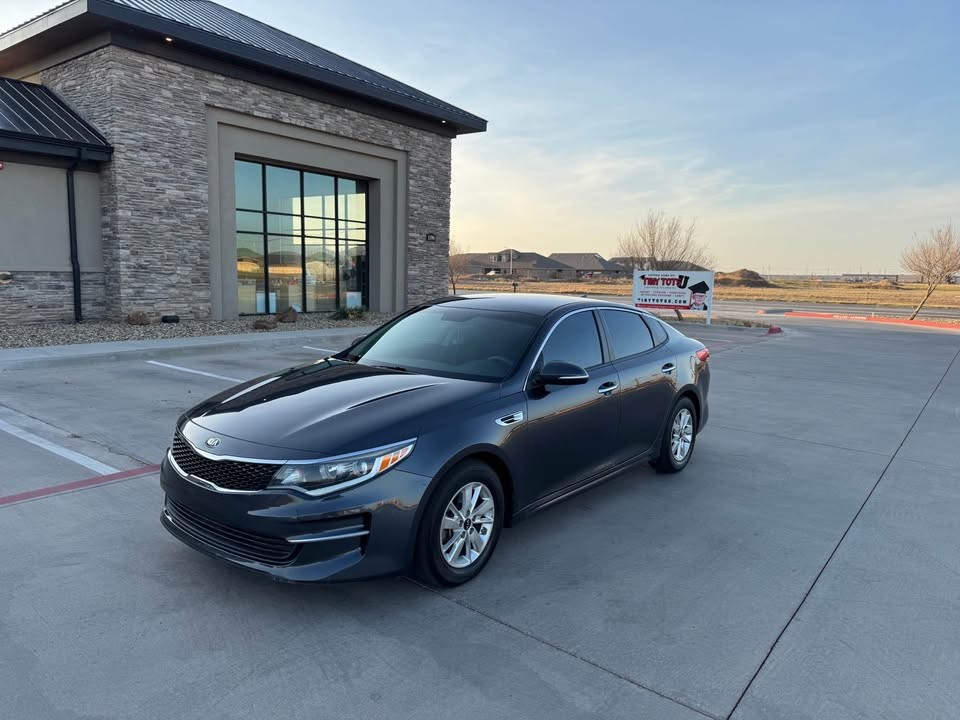 2017 KIA Optima