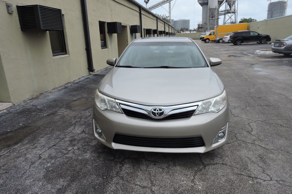 2014 TOYOTA CAMRY