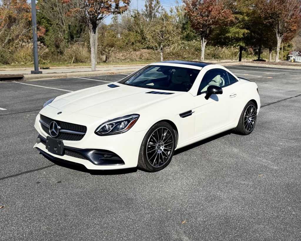 2018 Mercedes-Benz SLC Roadster SLC300