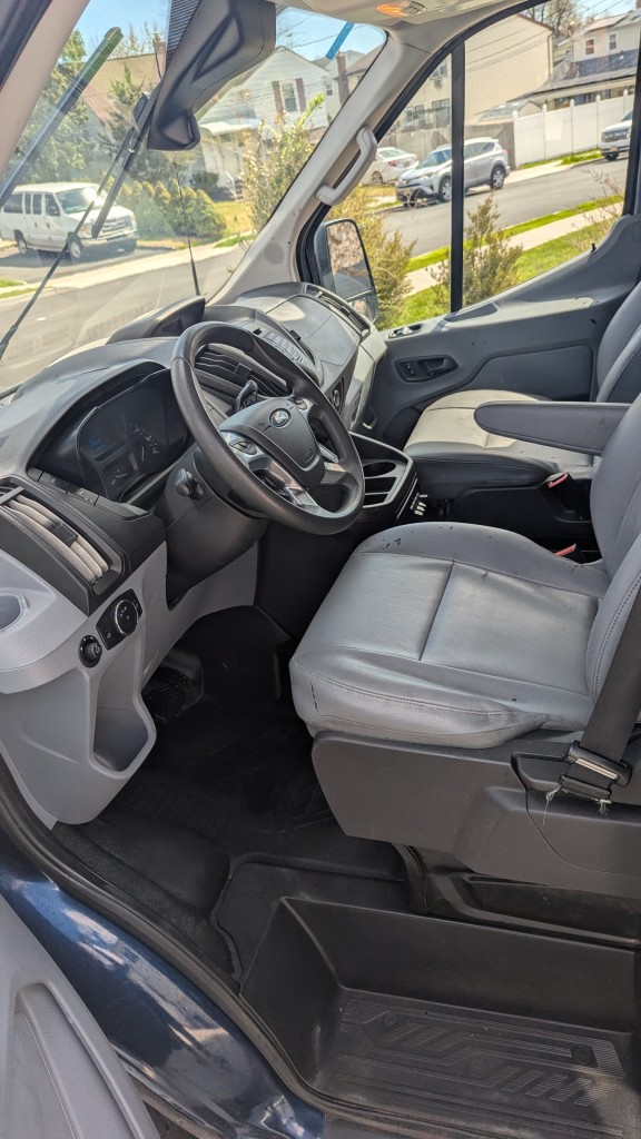 2019 Ford Transit-350