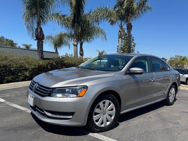 2013 Volkswagen Passat S