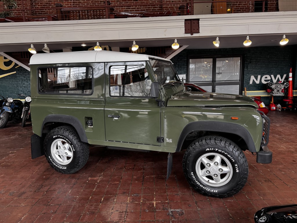 1993 LAND ROVER DEFENDER 90