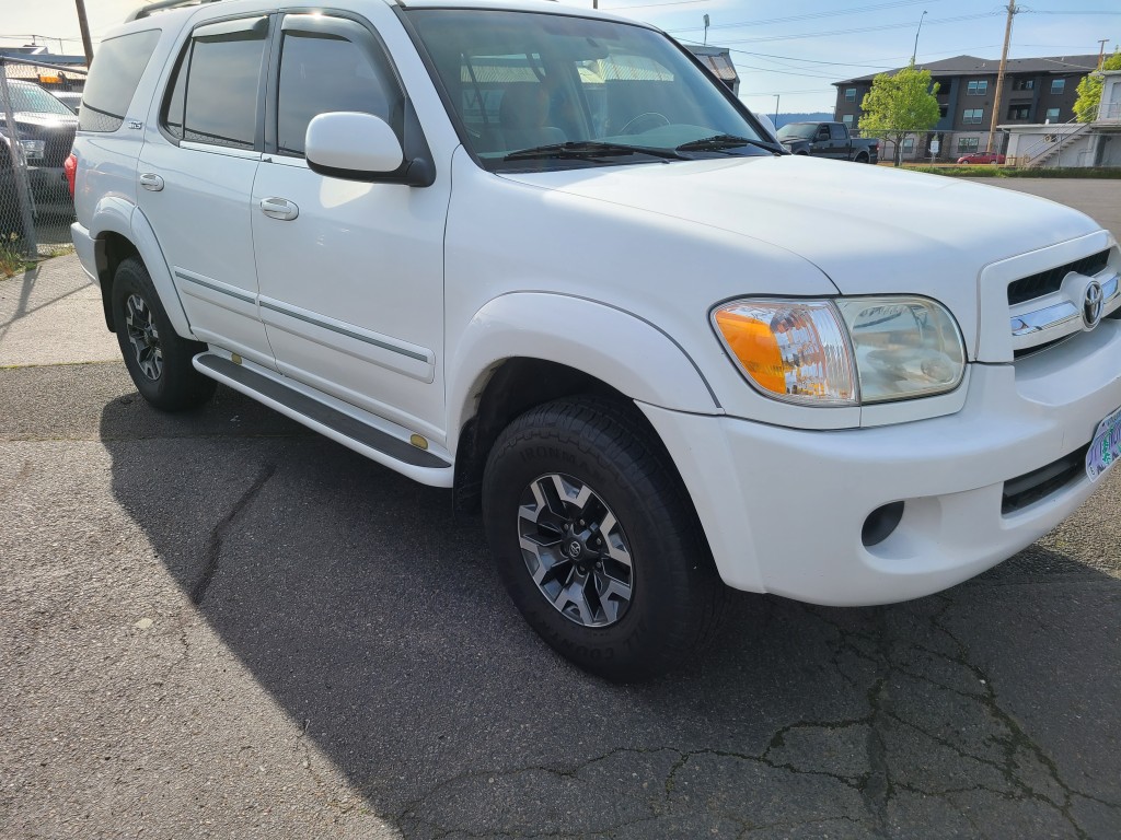 2005 Toyota Sequoia