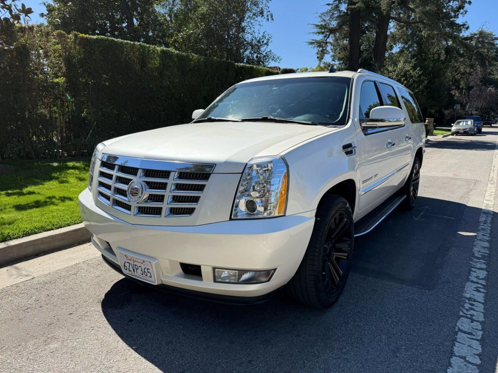 2013 Cadillac Escalade ESV