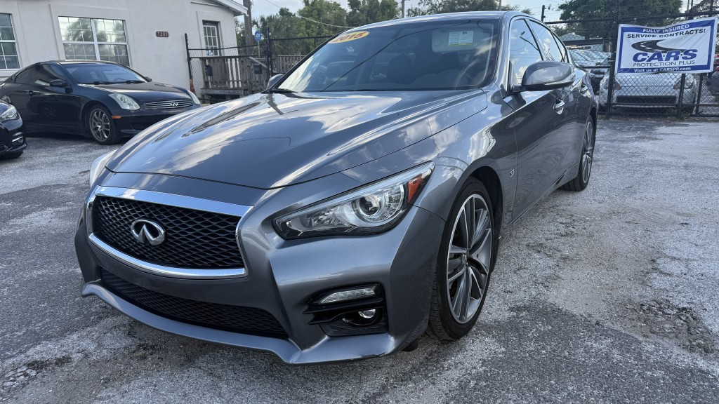 2015 Infiniti Q50