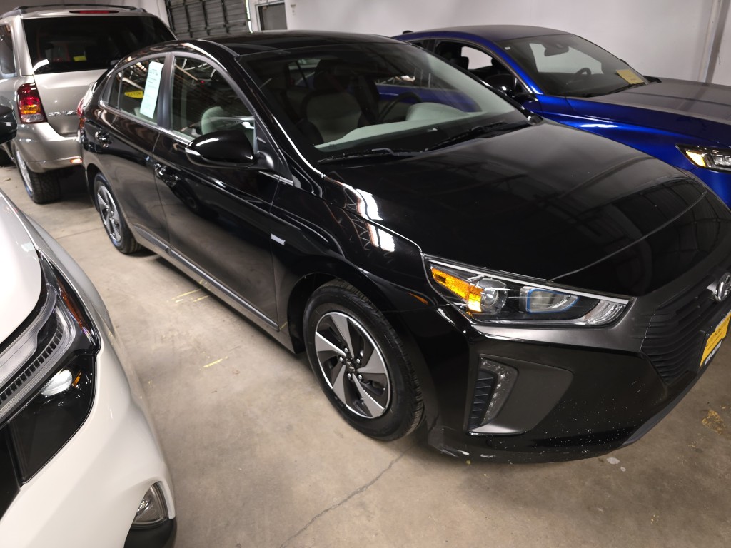2017 Hyundai Ioniq Hybrid