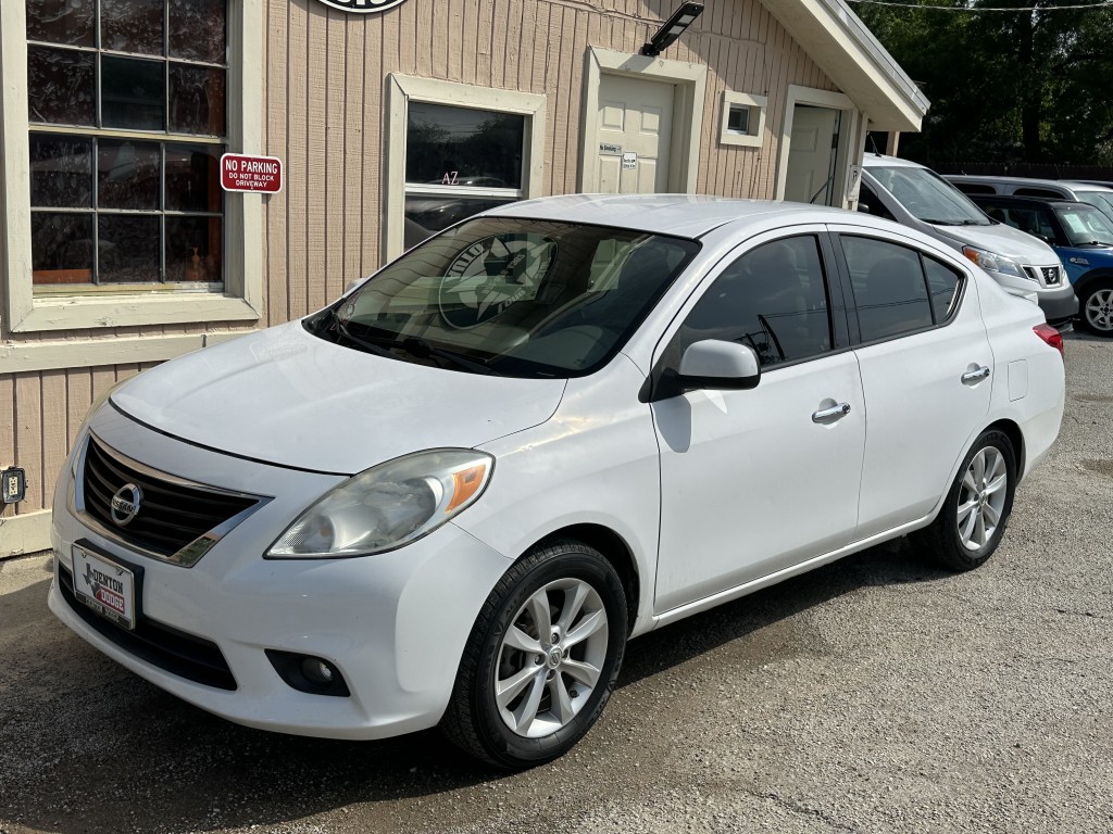 2014 Nissan Versa