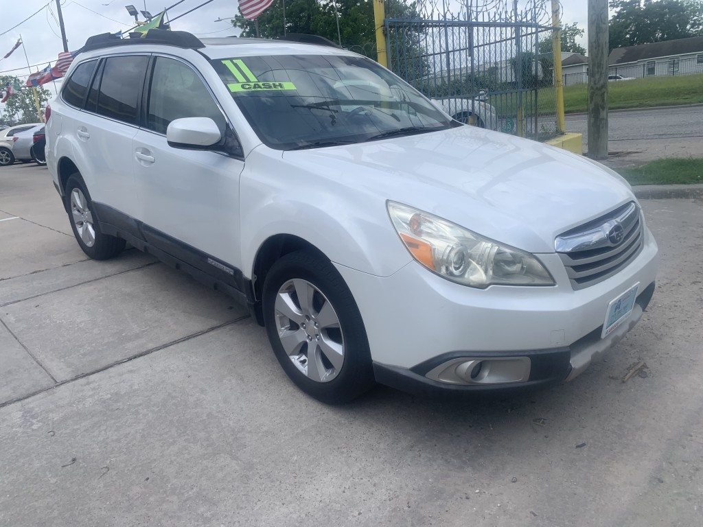2011 SUBARU OUTBACK