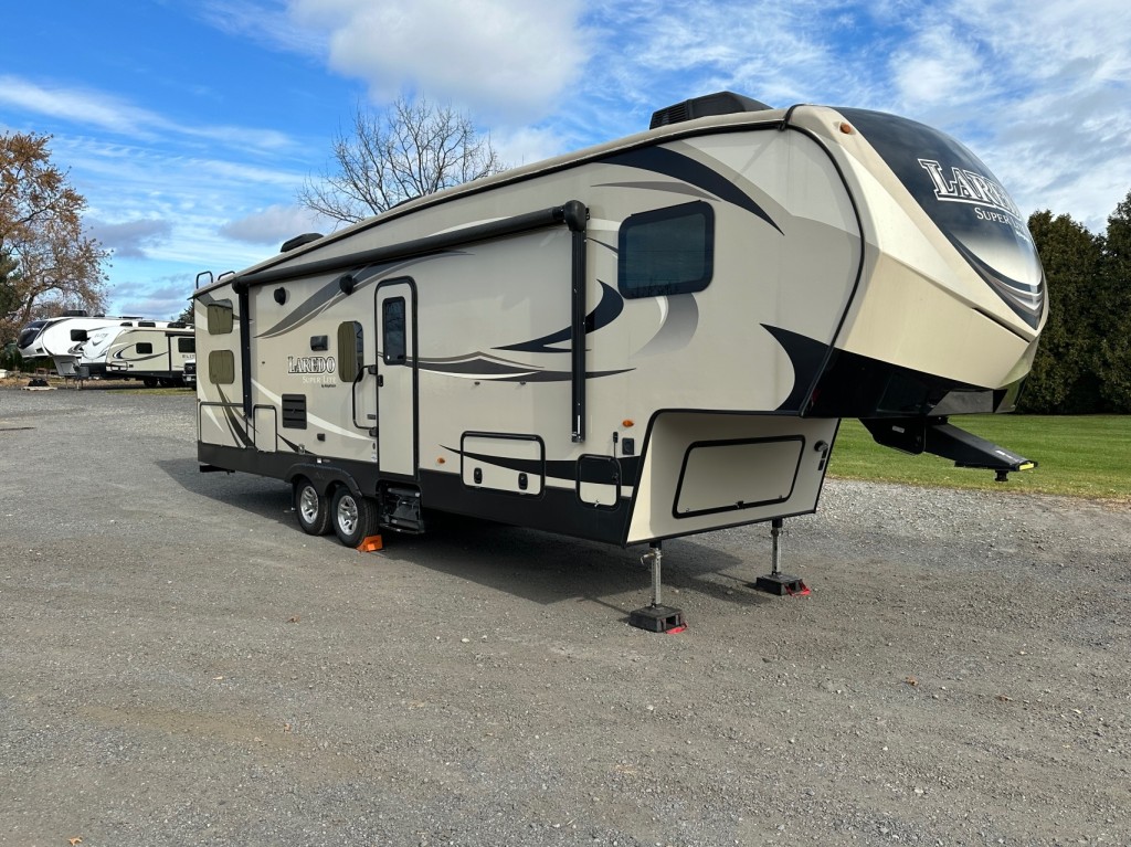 2018 KEYSTONE Laredo Super Lite 285SBH