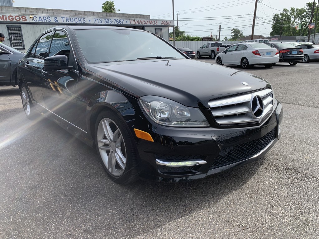 2013 MERCEDES-BENZ C-Class