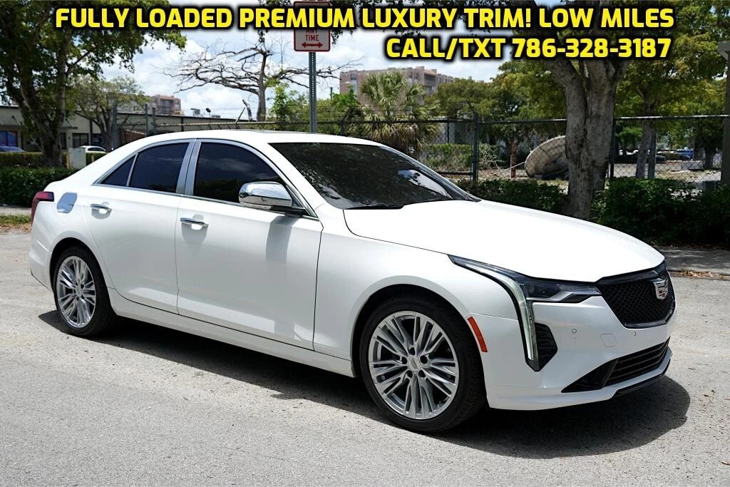 2023 Cadillac CT4