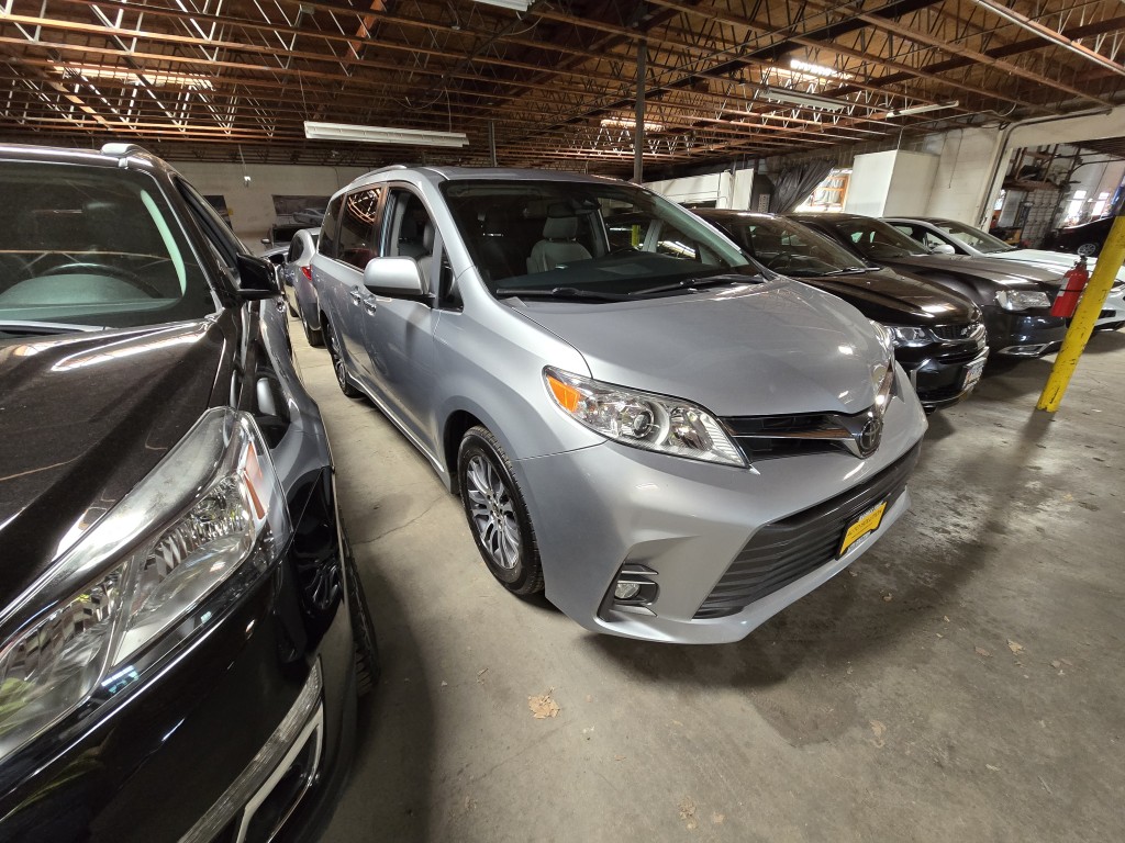 2020 Toyota Sienna