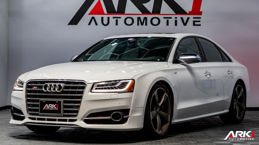 2015 Audi S8