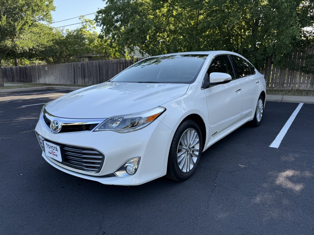 2014 Toyota Avalon Hybrid